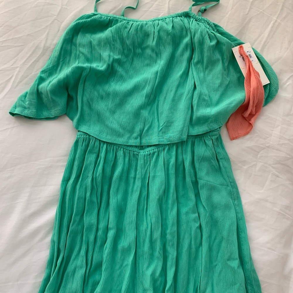 O'Neill peacock green romper